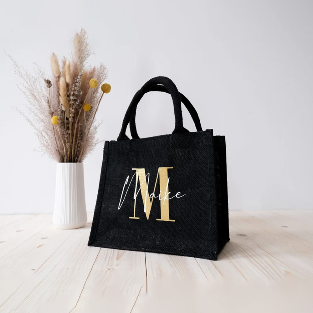 Personalised Black and White B - Event Party Shop recension och pris